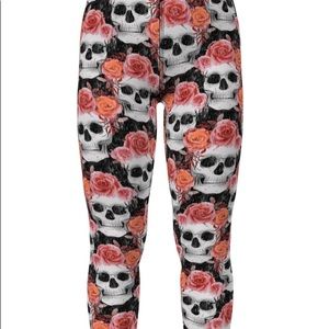 LuLaRoe Skull and Roses leggings